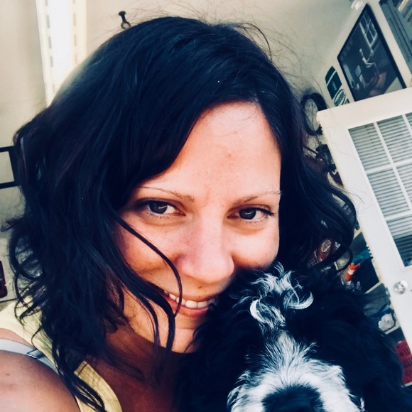 Meet your Posher, Gretchen - Picture 1 of 1